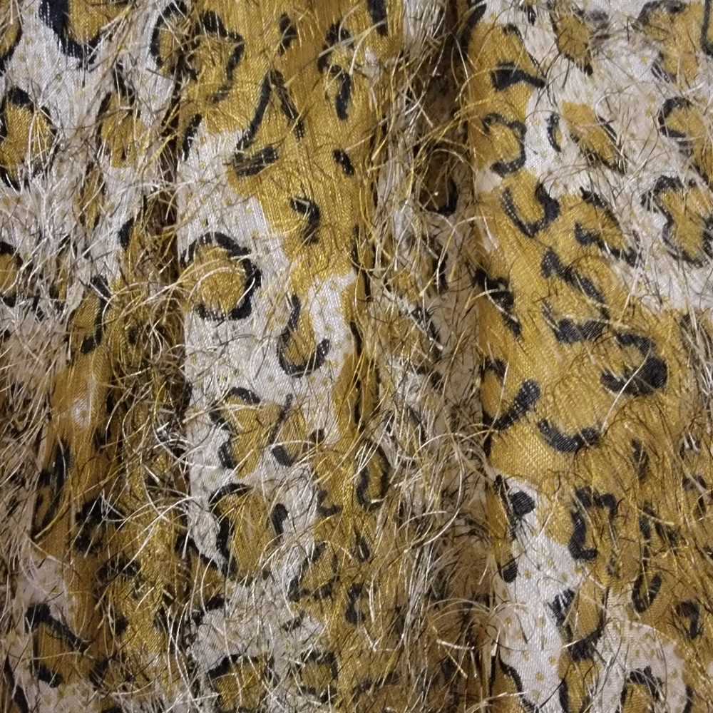 Leopard scarf - Picture 2 of 5